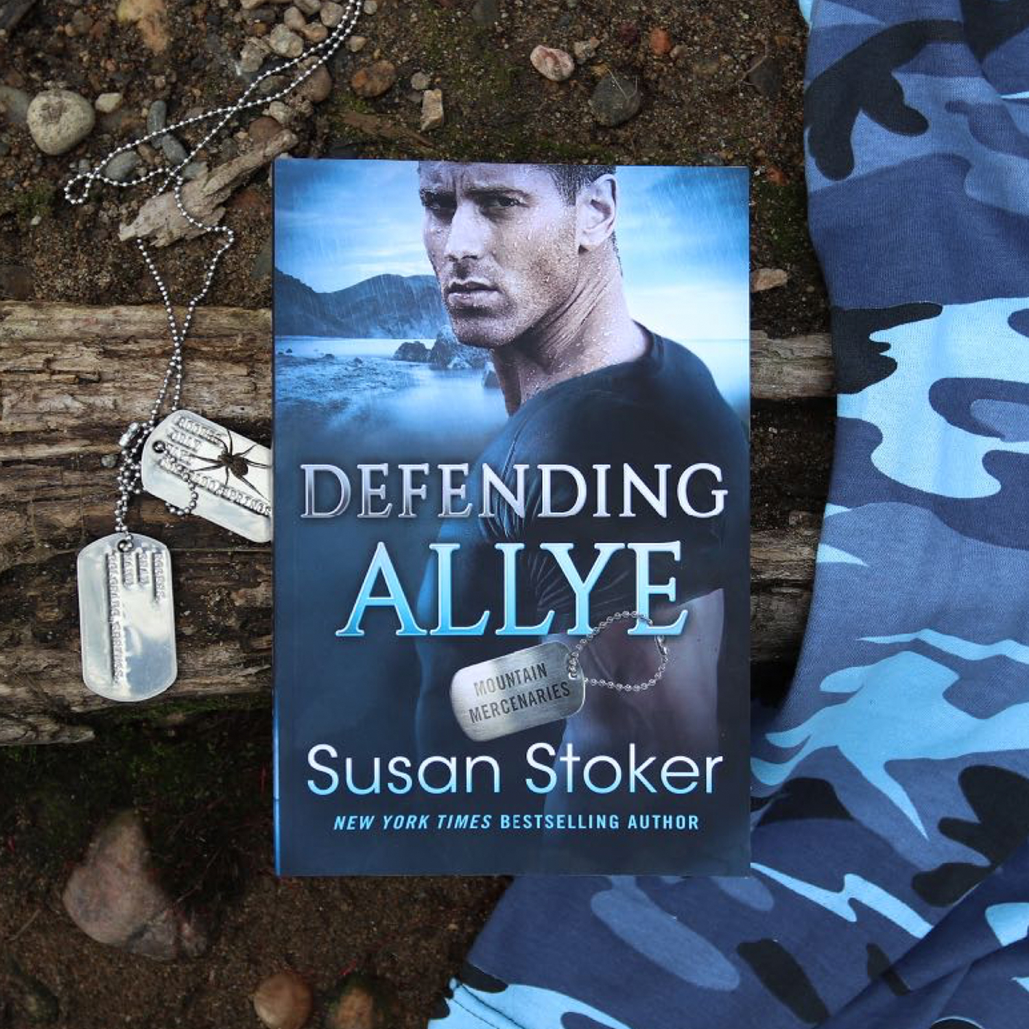 Defending Allye by Susan Stoker | Photography for Amazon Publishing | Rubber Duck Creative