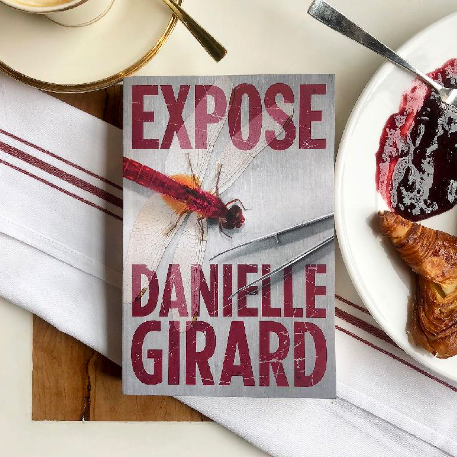 Expose by Danielle Girard | Photography for Amazon Publishing | Rubber Duck Creative